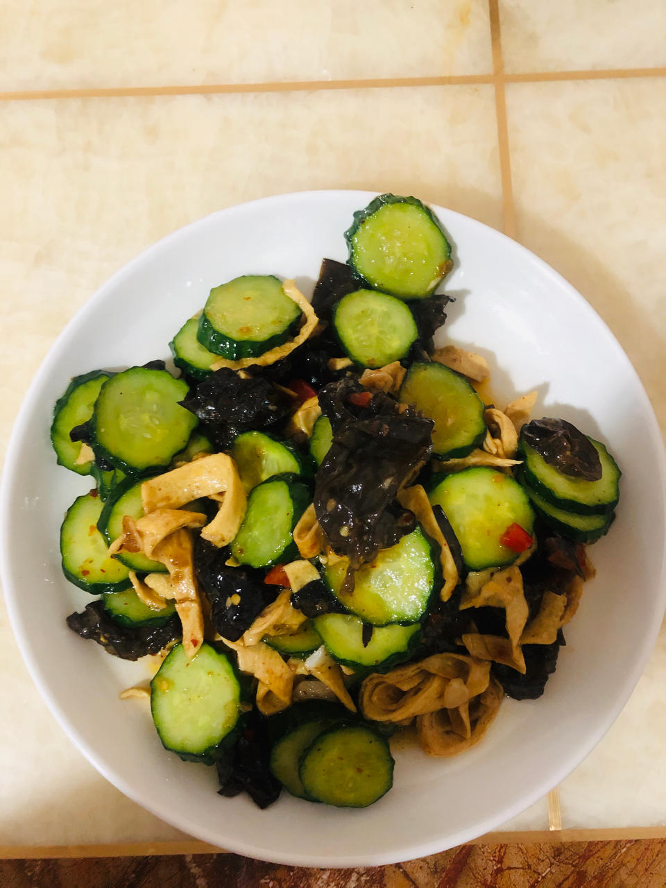 腐竹木耳炒黄瓜