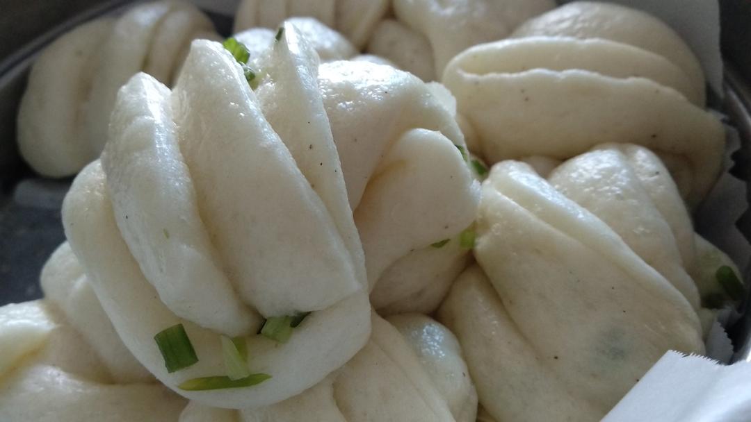 葱油花卷 Steamed Roll
