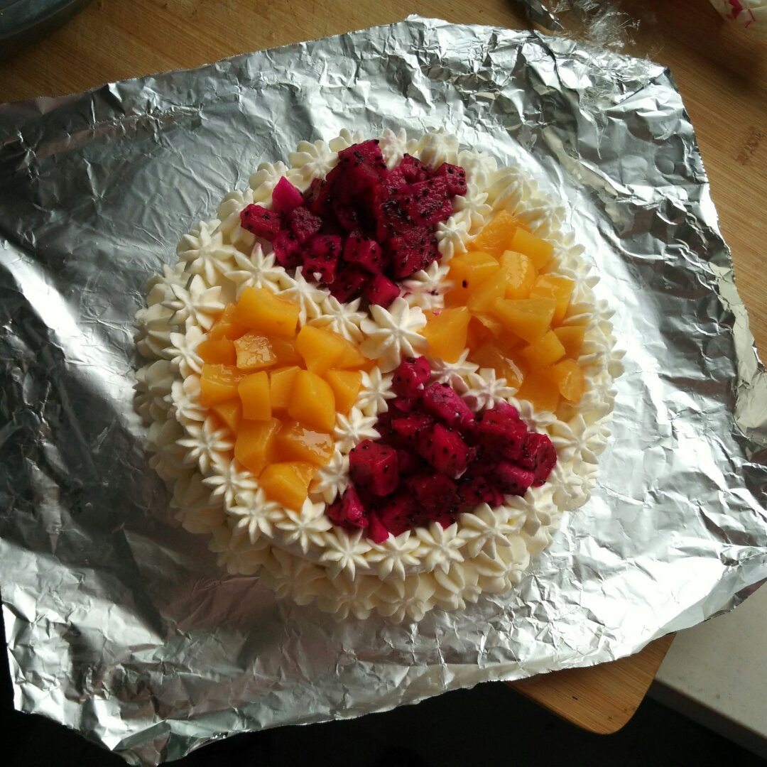 水果花格奶油蛋糕