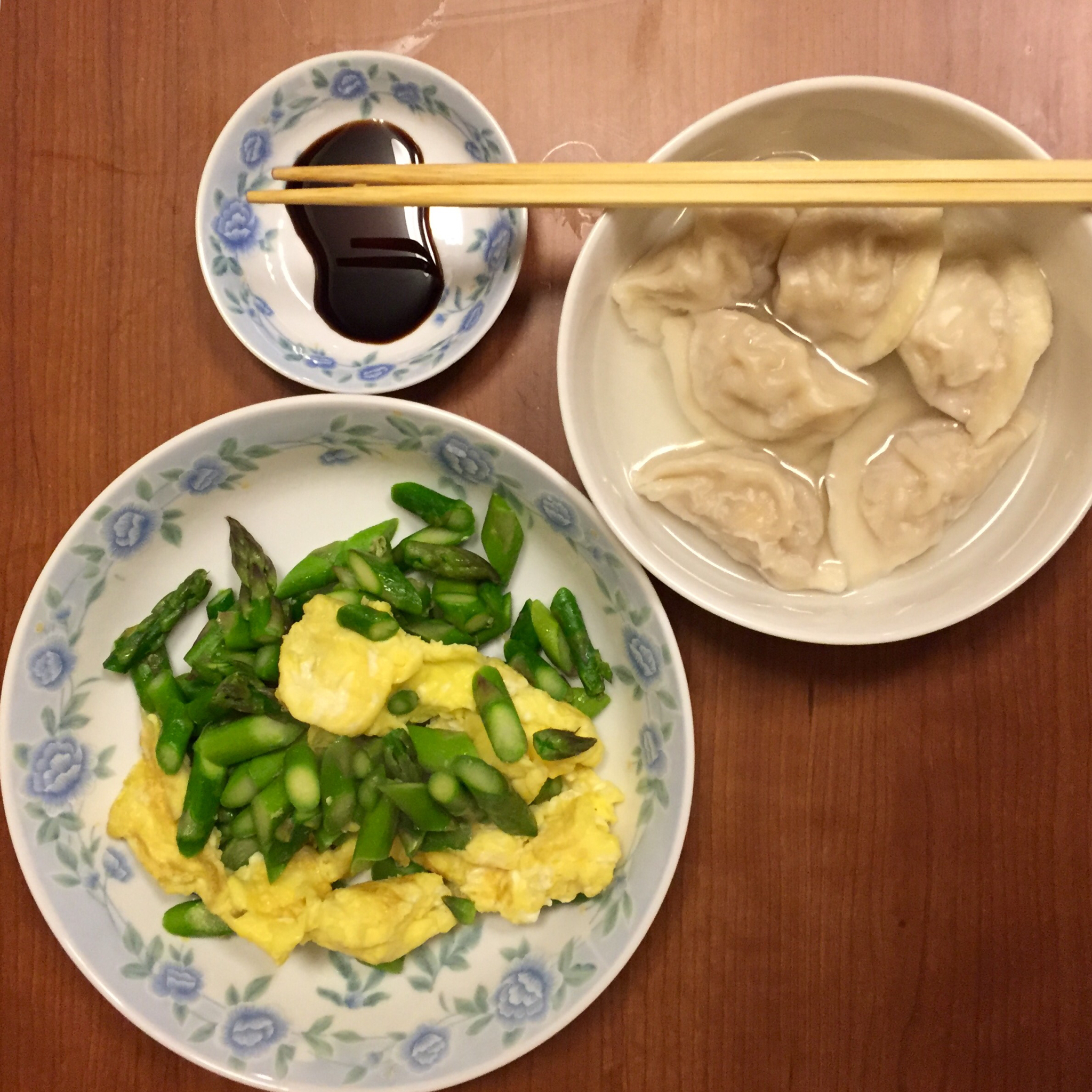 芦笋炒鸡蛋