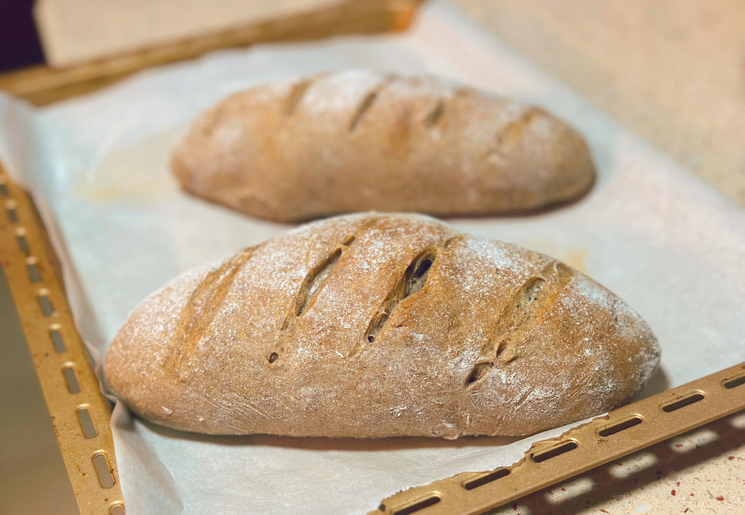 德国婆婆秘方·只多一料·香得上天的全麦核桃蔓越欧包