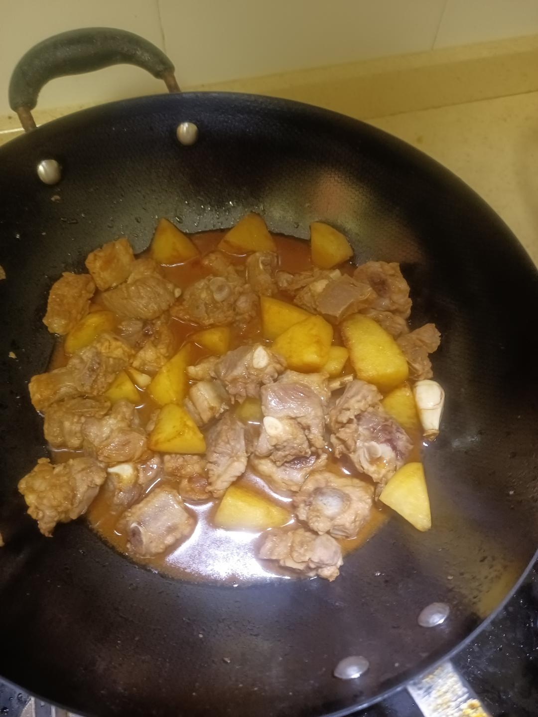 米饭杀手之土豆焖排骨