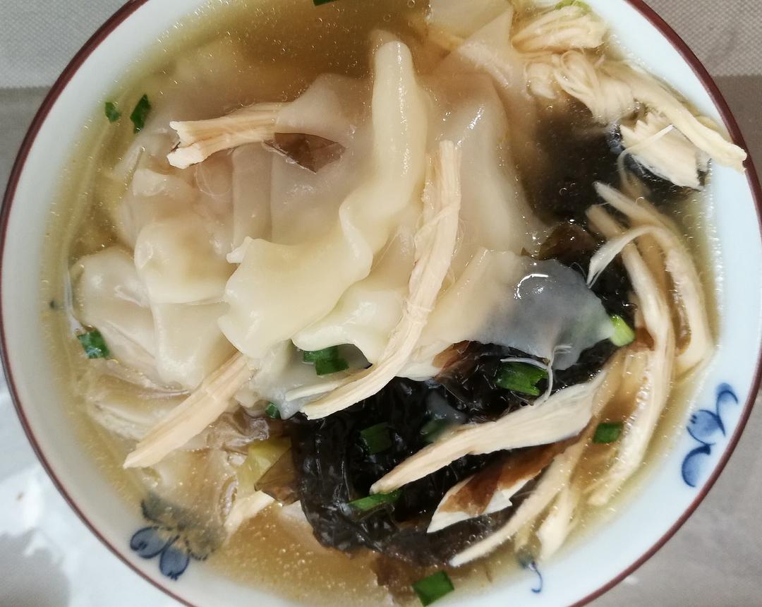 蛋黄鲜肉小馄饨