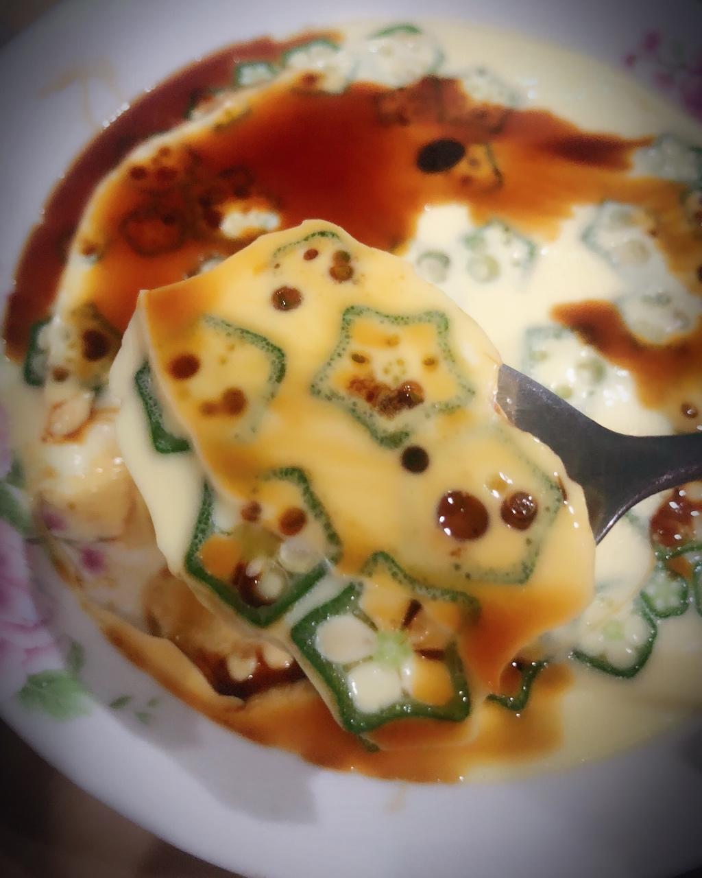 颜值控-做一朵开在碗里的花秋葵蒸水蛋