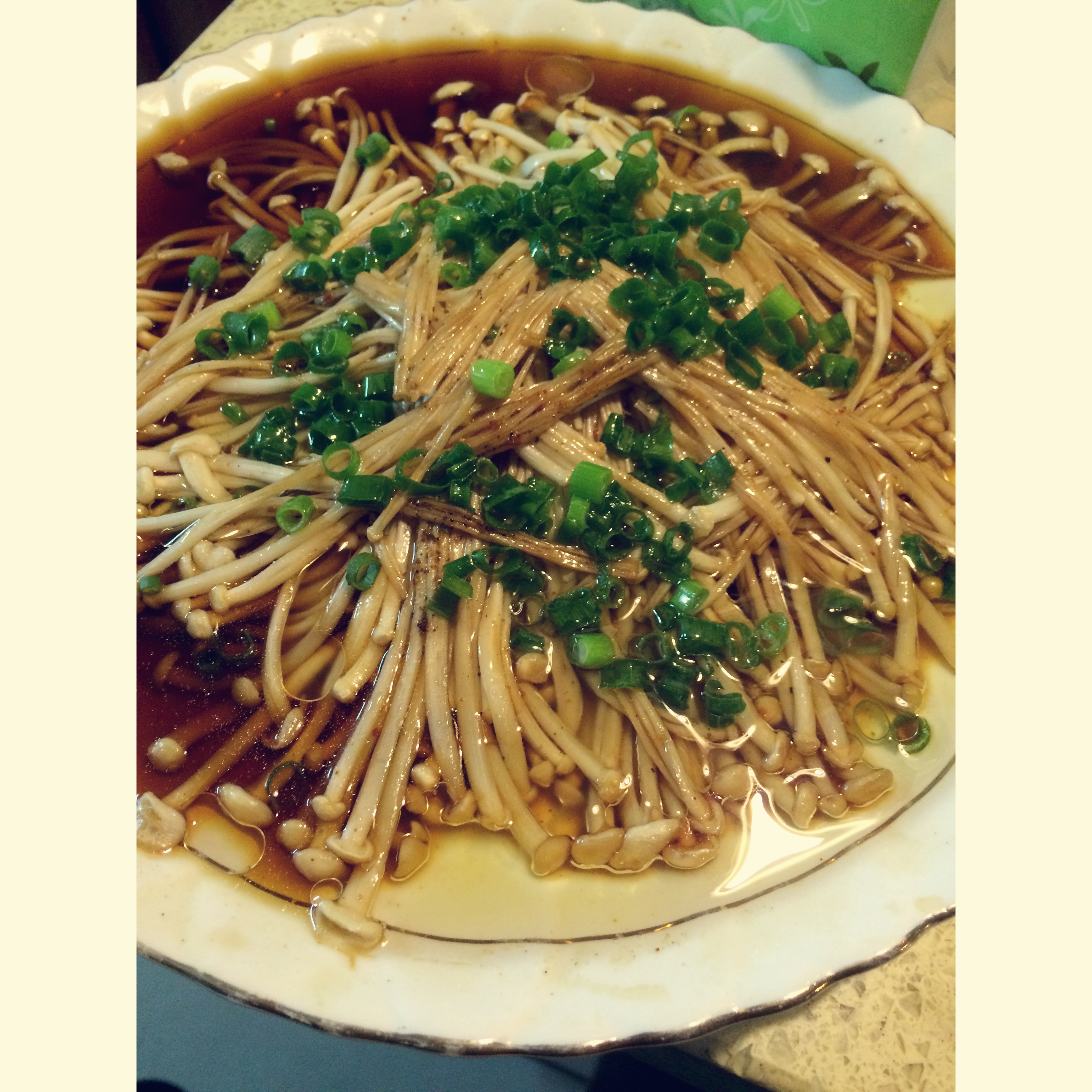 油泼金针菇