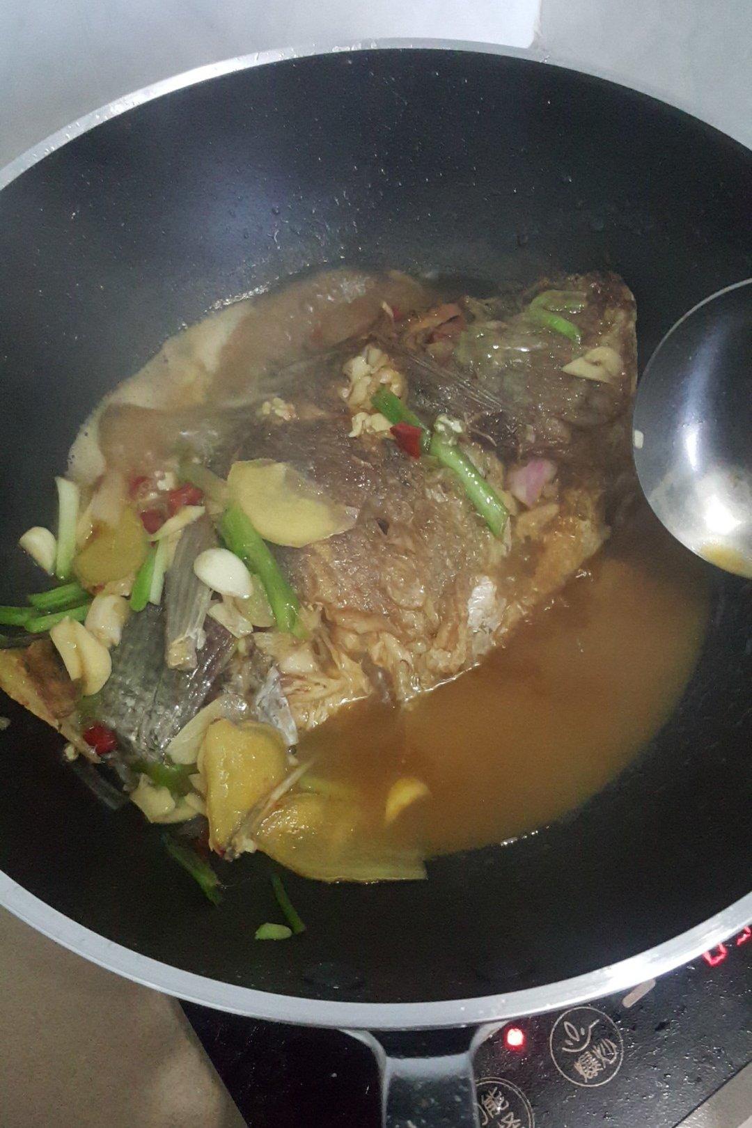红烧罗非鱼