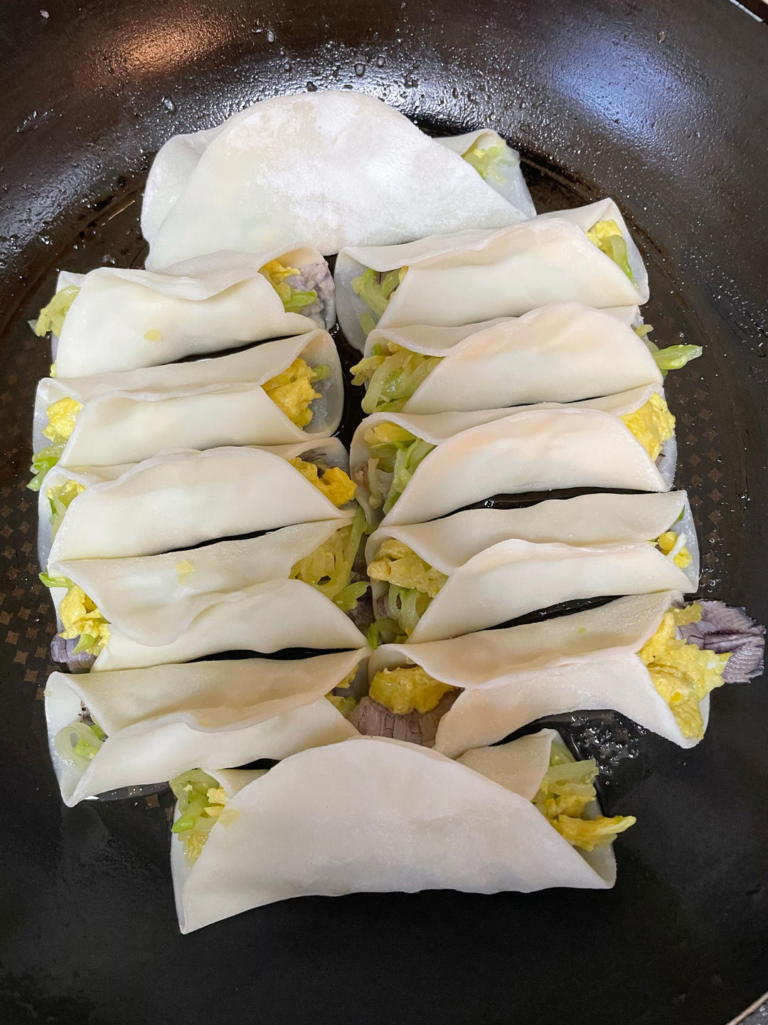 西葫芦锅贴
