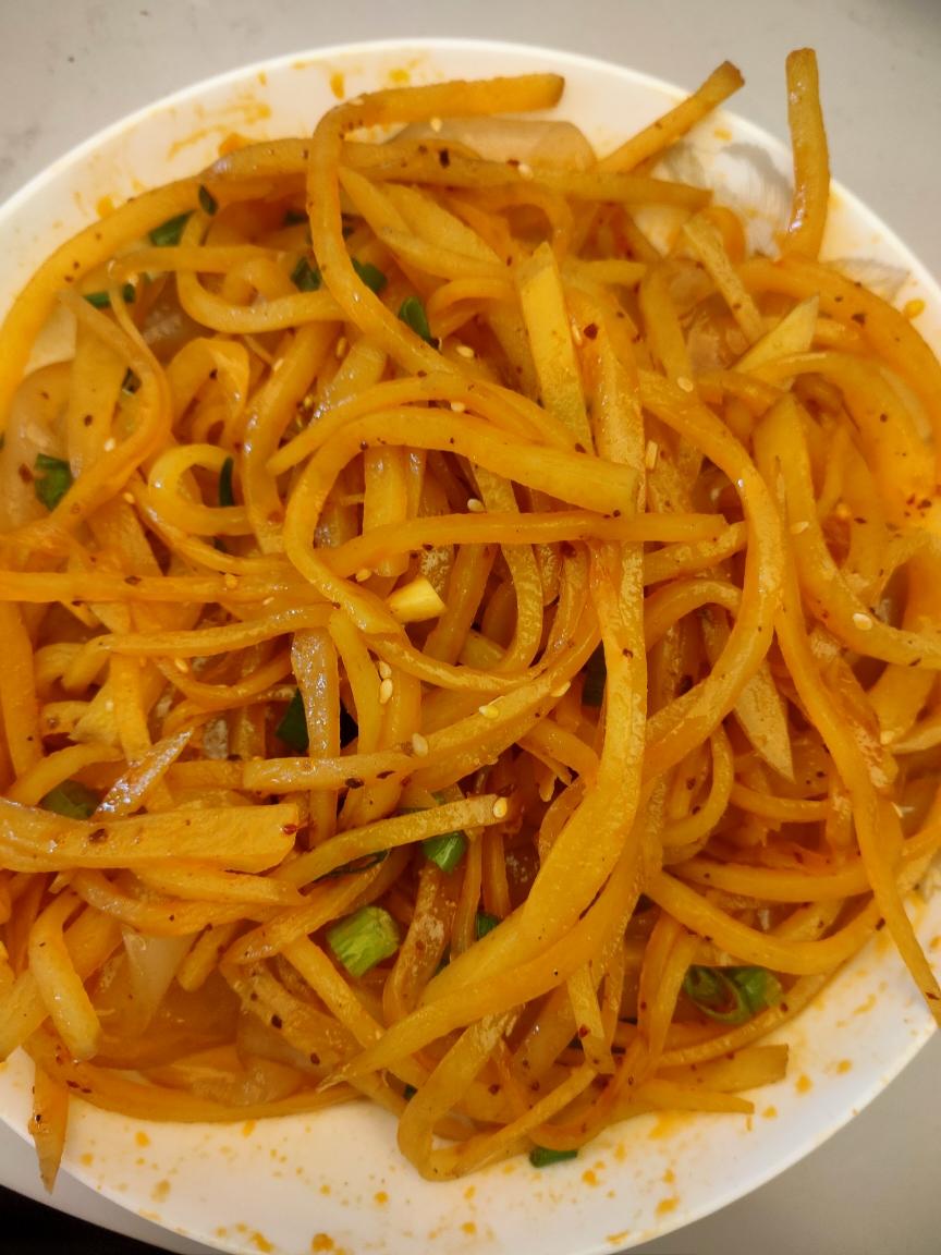 凉拌土豆丝简单又爽脆