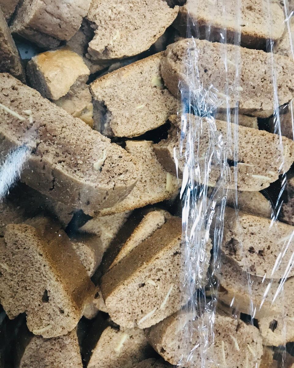 巧克力坚果意式脆饼