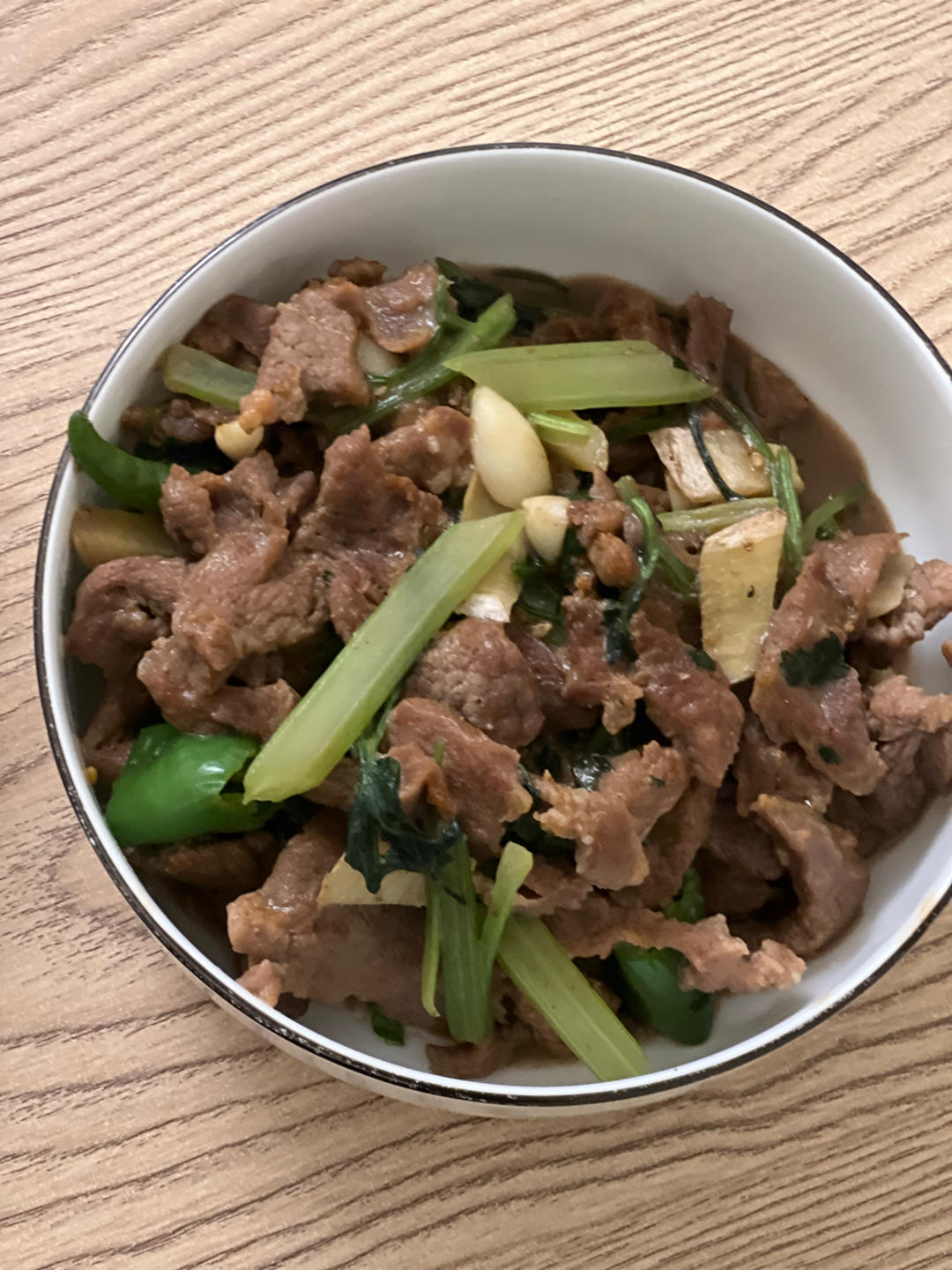香菜炒牛肉（嫩）