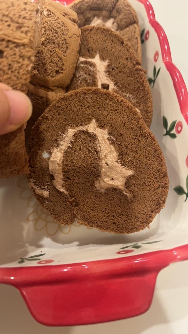 可可蛋糕卷🍰巧克力香缇奶油夹心
