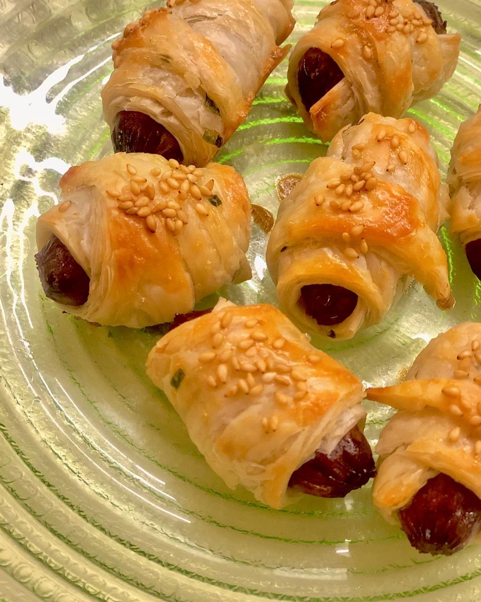 香肠酥皮卷：手抓饼皮还能这样吃，不用和面快速搞定早餐