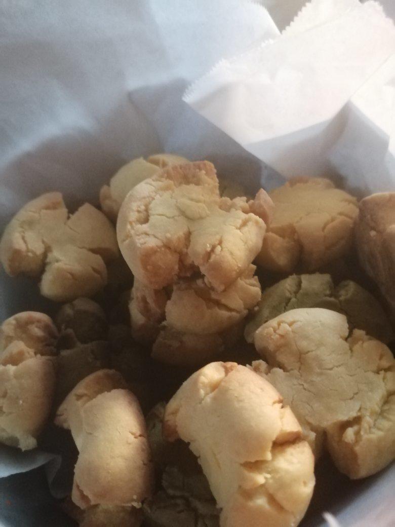 三种口味的玛格丽特饼干（原味、抹茶、可可）