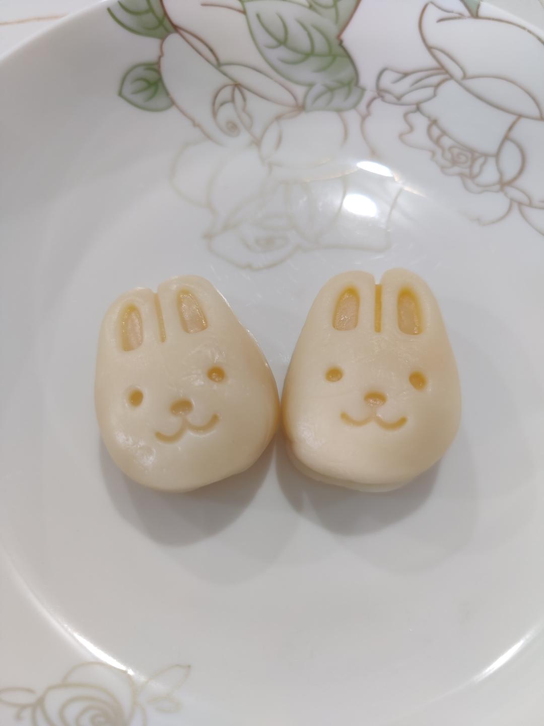 玉兔冰皮榴莲月