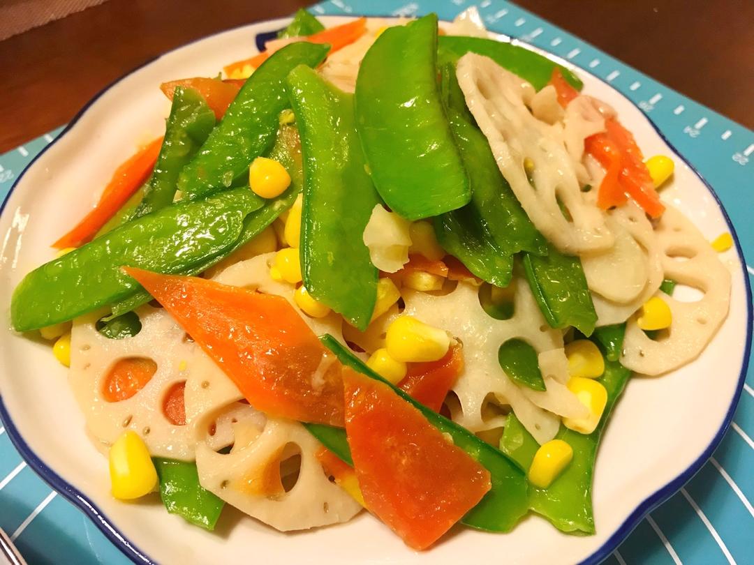 素菜也可以这么美—荷塘小炒