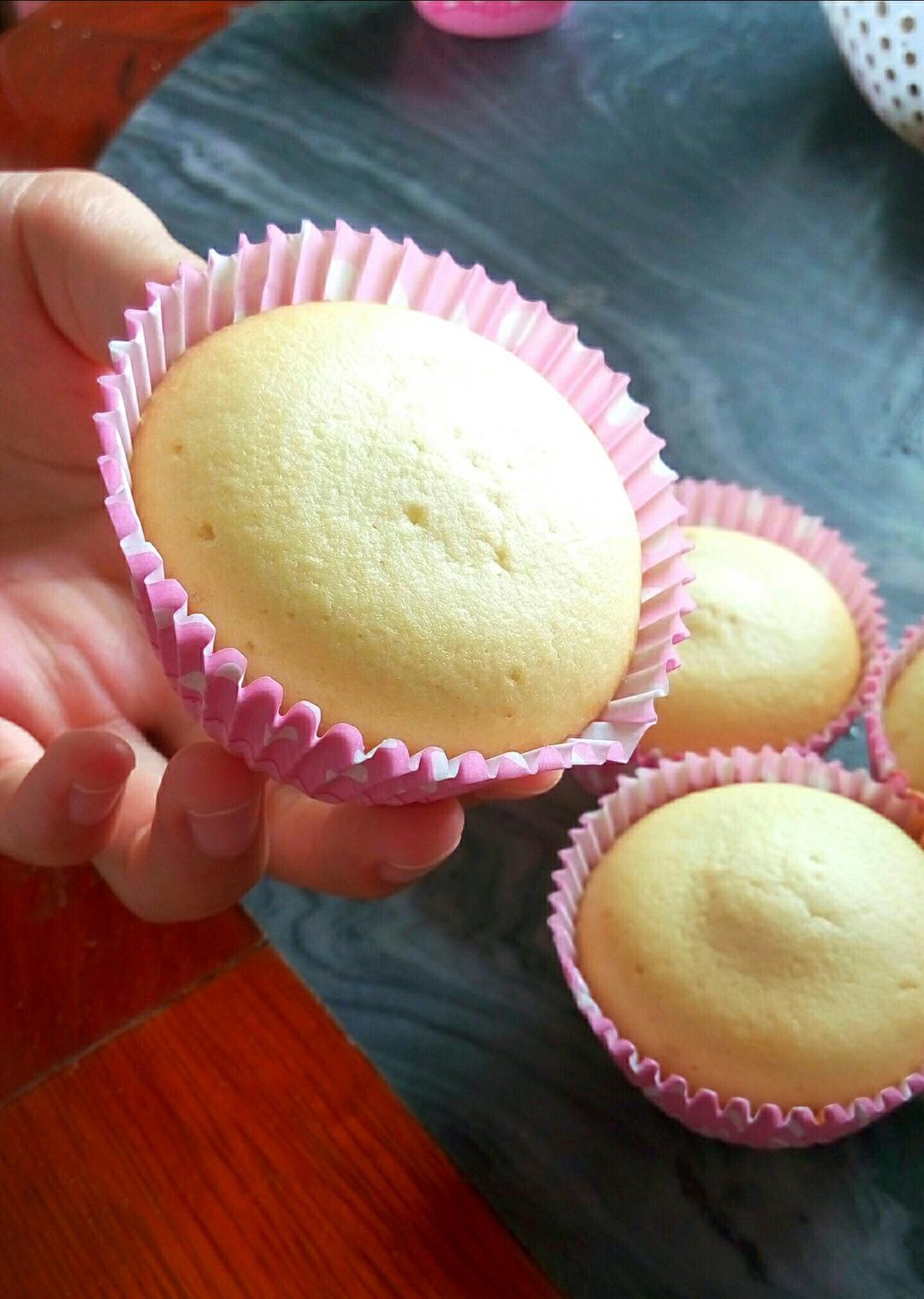 初晓sakura96做的超简单脆皮小蛋糕