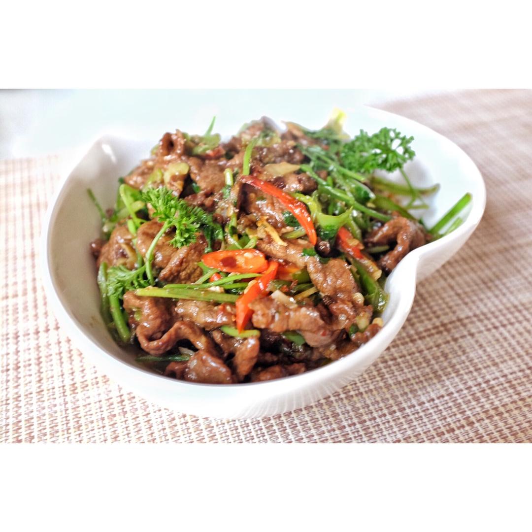 小炒牛肉
