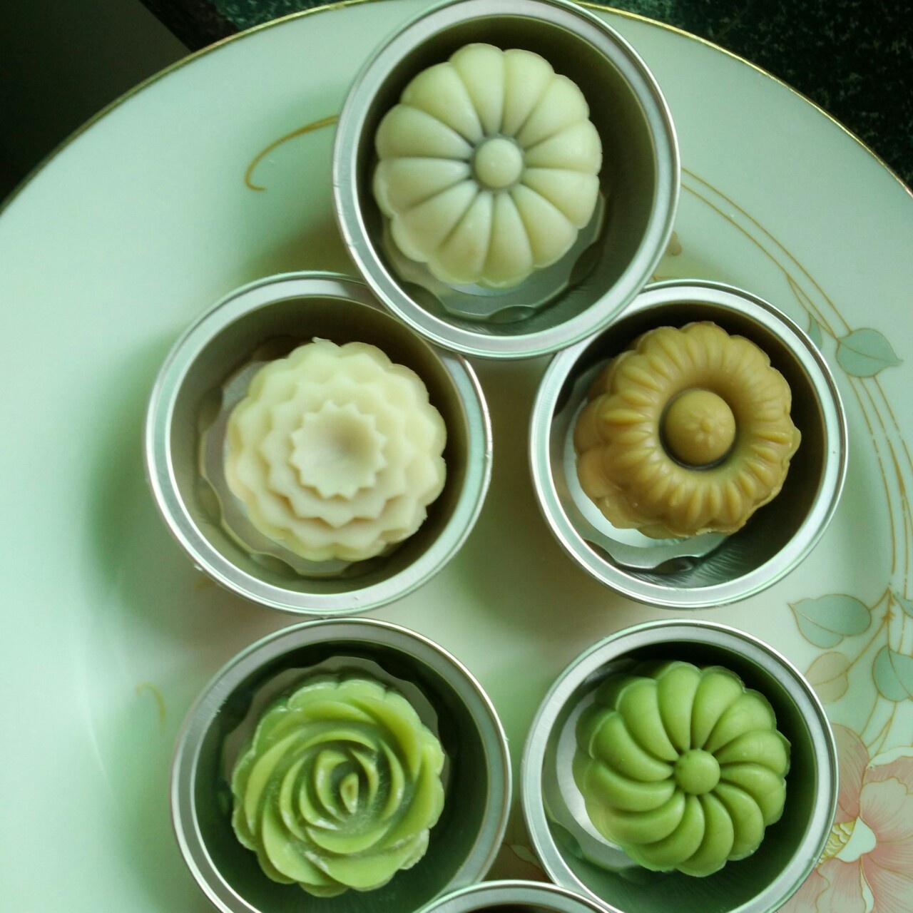 【视】《知味人生》美食视频（8）抹茶红豆沙冰皮月饼