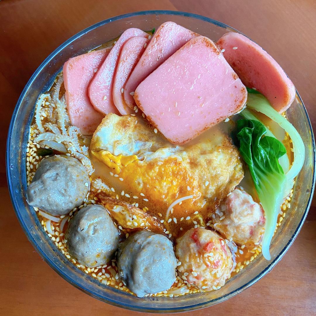 王大厨酸汤面