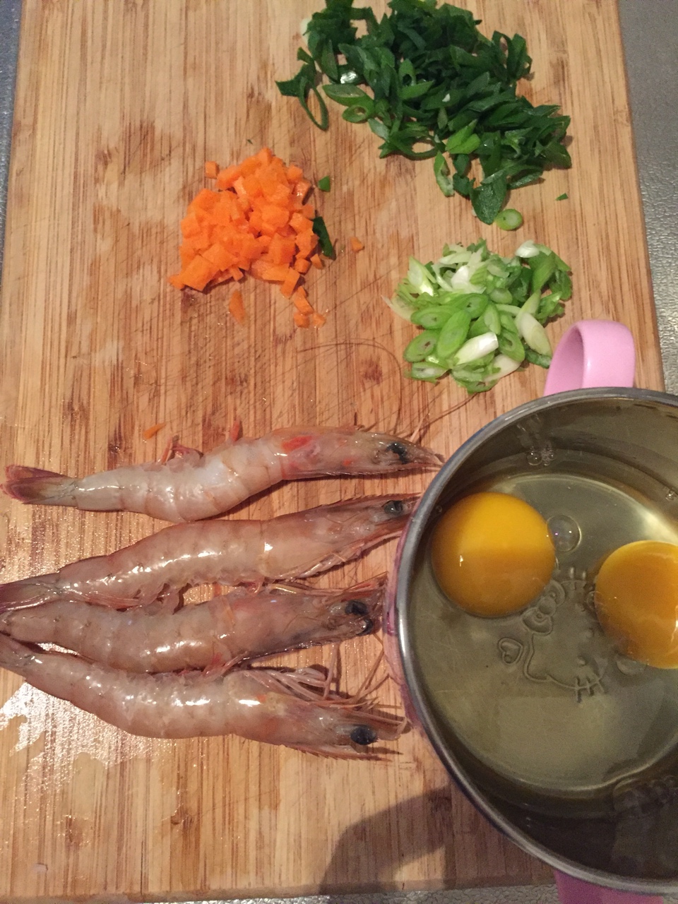 虾仁蛋炒饭的做法 步骤1