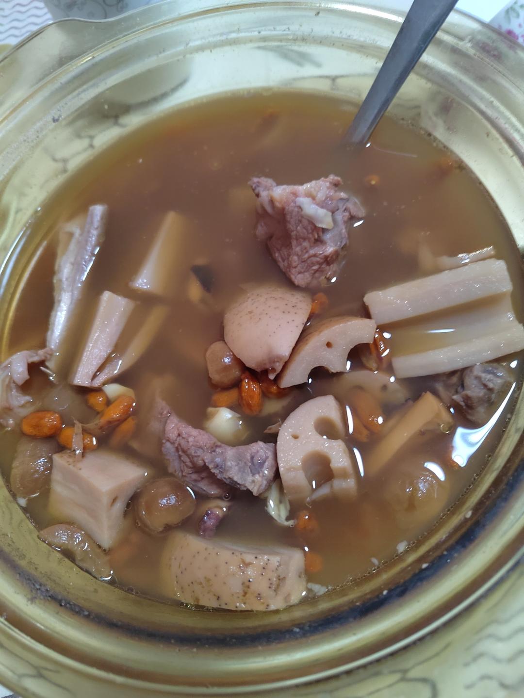 霜降（至大寒）——双莲墨鱼汤（滋养肝血）