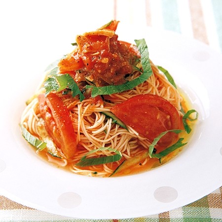 トマトとツナの冷製そうめん 2人份 西红柿金枪鱼醬拌冷面的做法步骤图 Erin絵凛日本料理 下厨房 トマトとツナの冷製そうめん 2人份 西红柿金枪鱼醬拌冷面的做法步骤图 Erin絵凛日本料理 下厨房