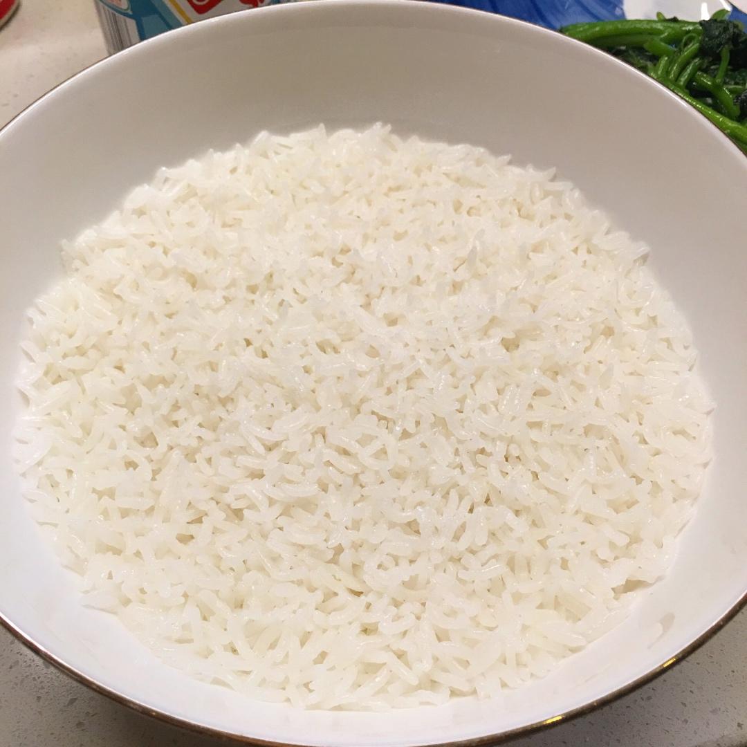 一个人的蒸米饭