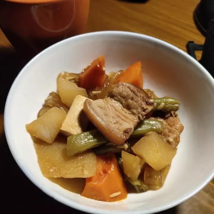 土豆豆角炖肉---我爱家常菜