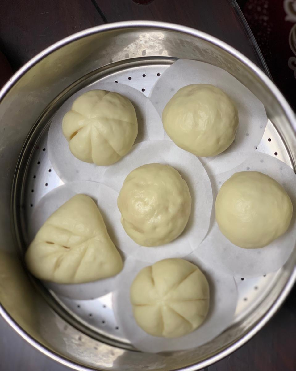 椰香奶黄包