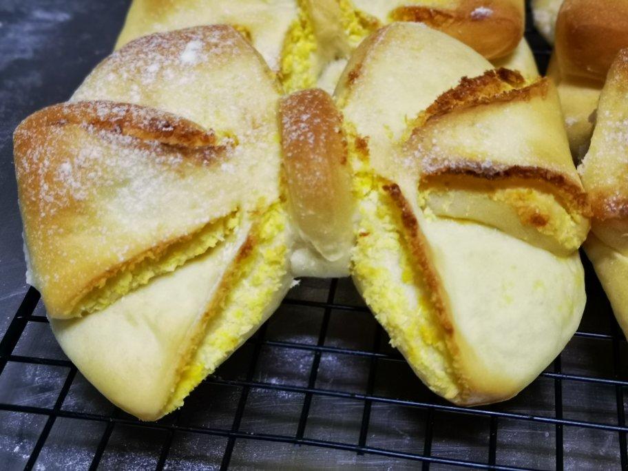 一次发酵网红粉色蝴蝶结豆沙面包（老夫的少女心啊）B74