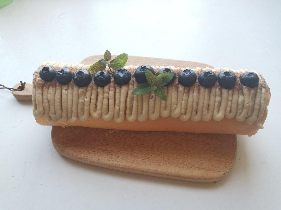 甜蜜的栗子蛋糕卷