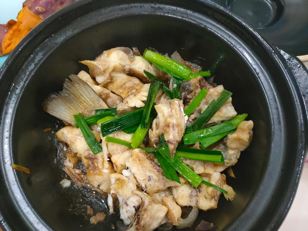葱香焗鲈鱼