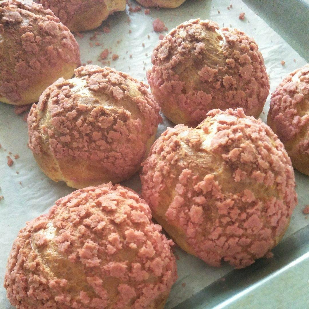 一口就爆浆的卡士达酥皮泡芙