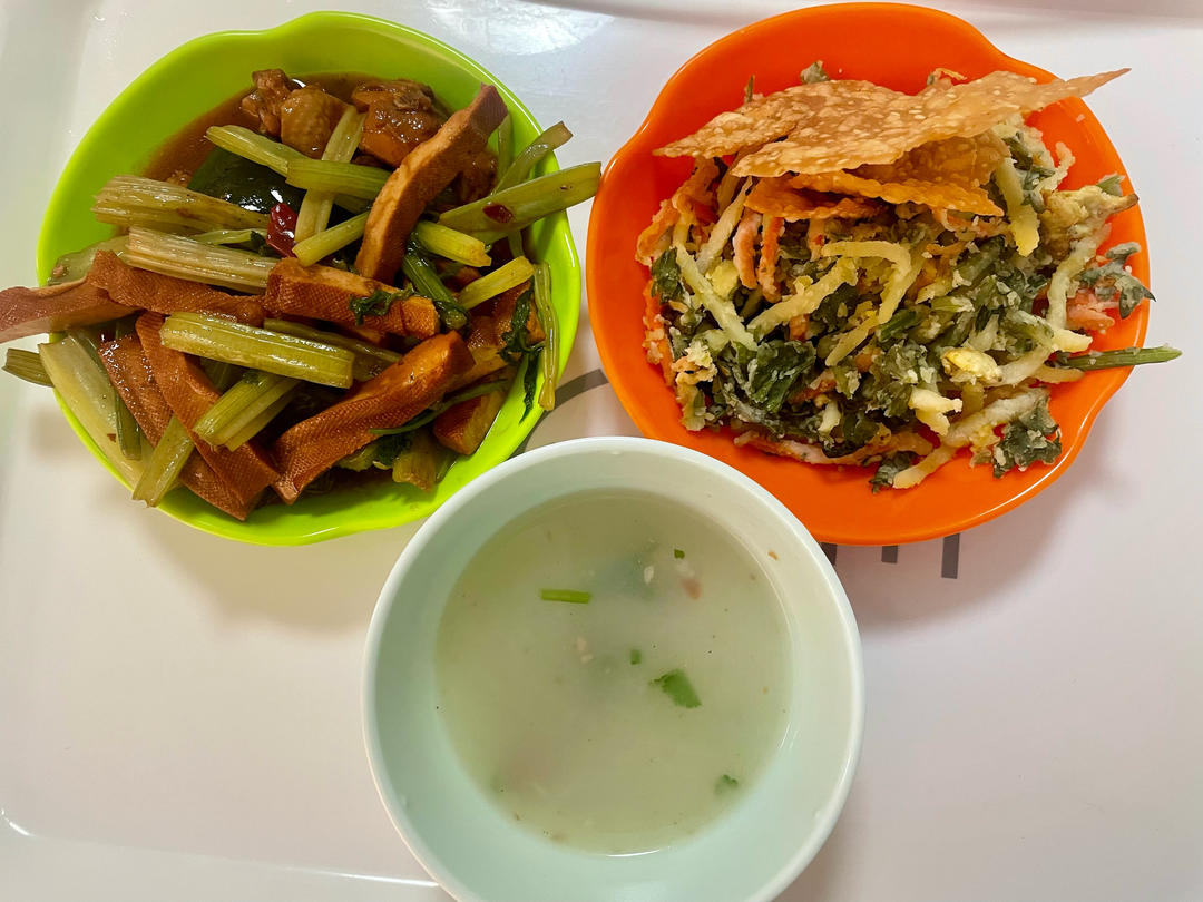 午餐•2026年4月8日