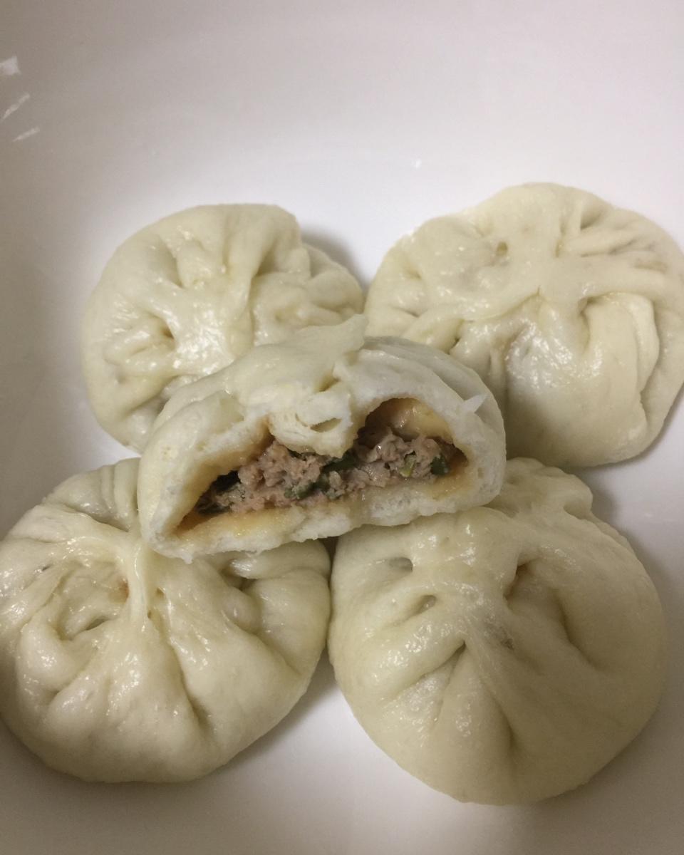 酱肉包子