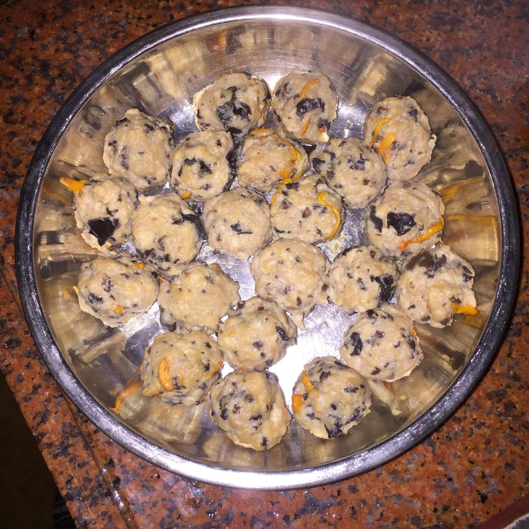 香菇胡萝卜鸡胸肉丸