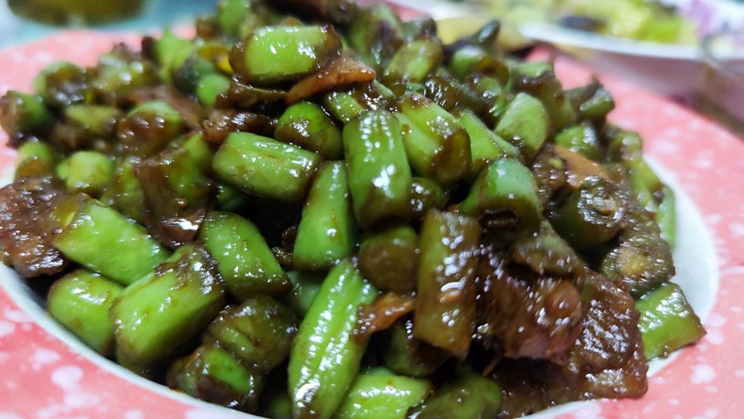 肉沫豆角下饭菜