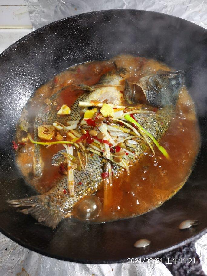 家常红烧鱼