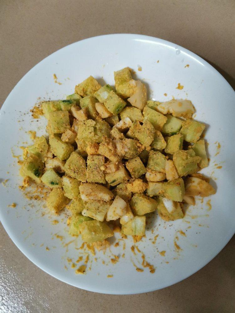 范志红健康餐—鸡蛋黄瓜丁沙拉