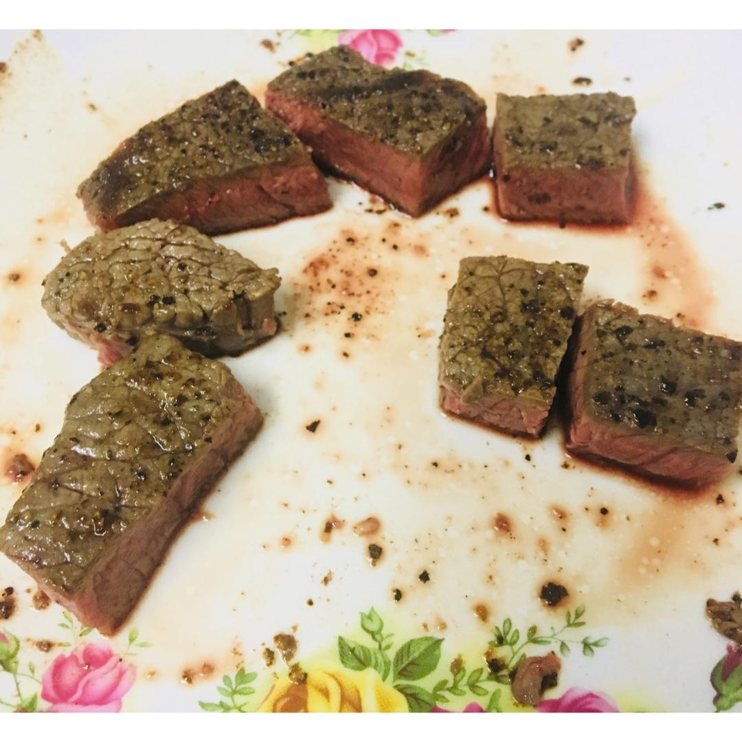 超详细！锅煎牛排顶级教程