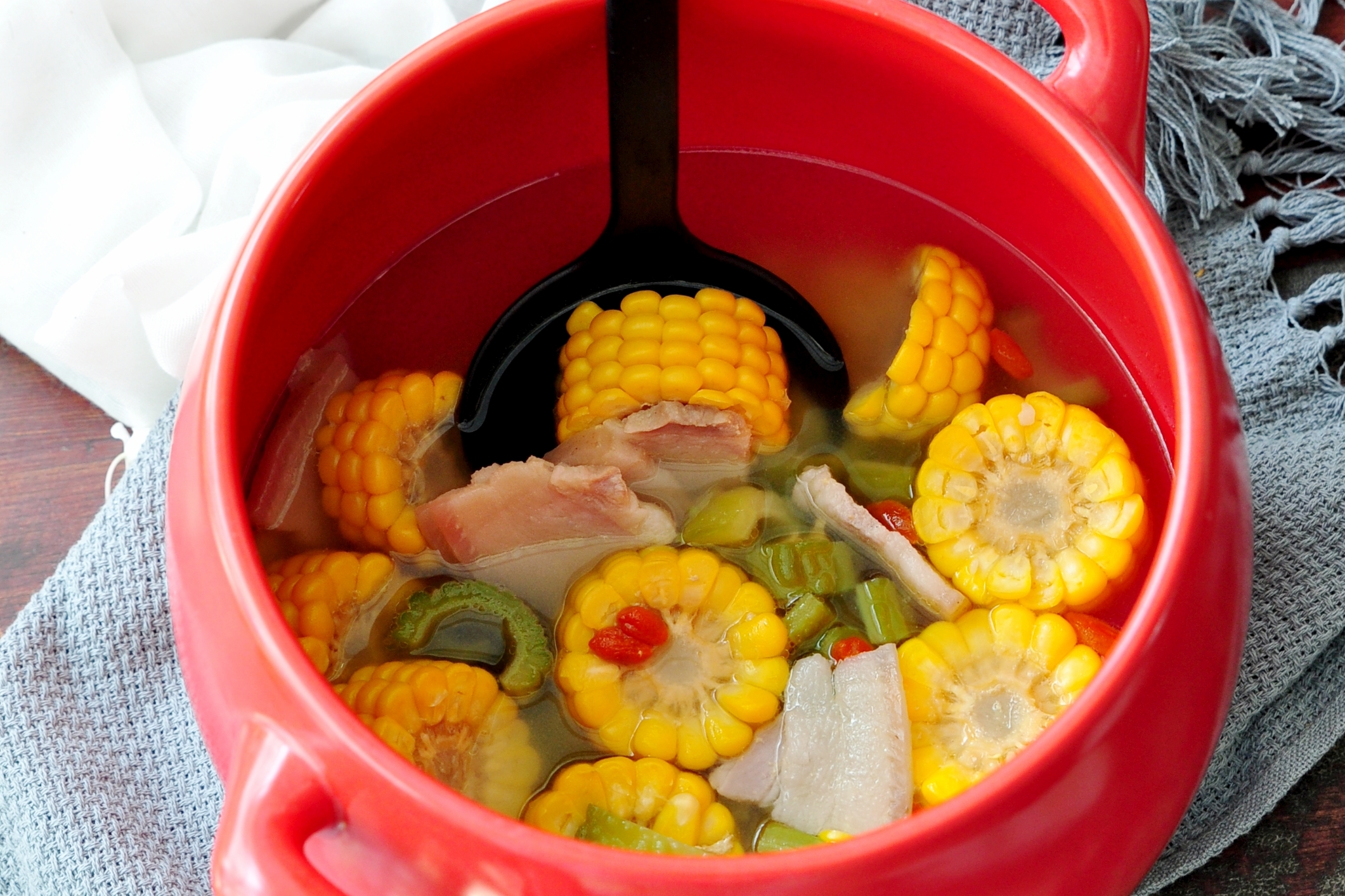 苦瓜玉米汤的做法
