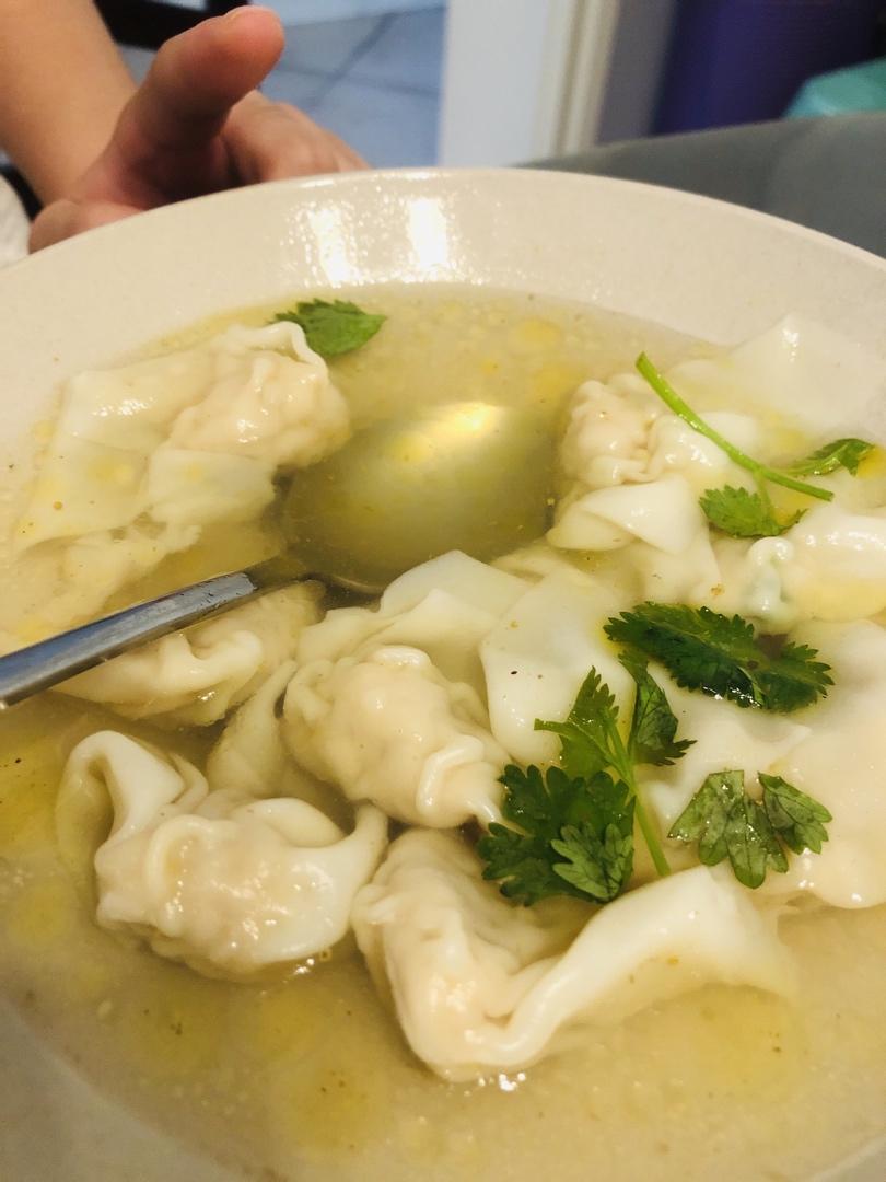 虾仁鲜贝小馄饨