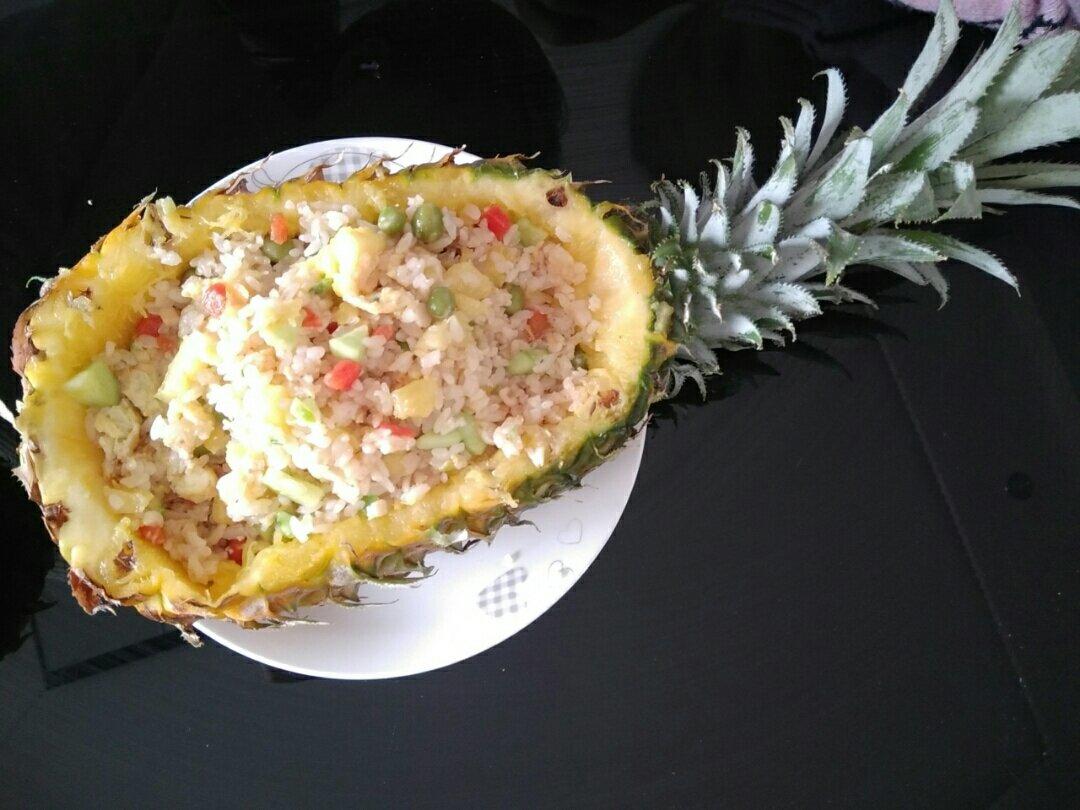 快手菠萝炒饭