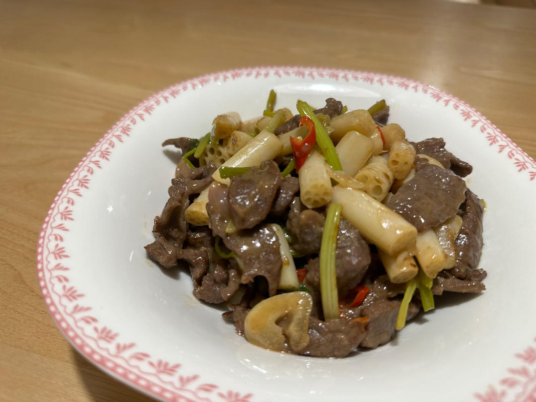 泡藕带炒鸡胗