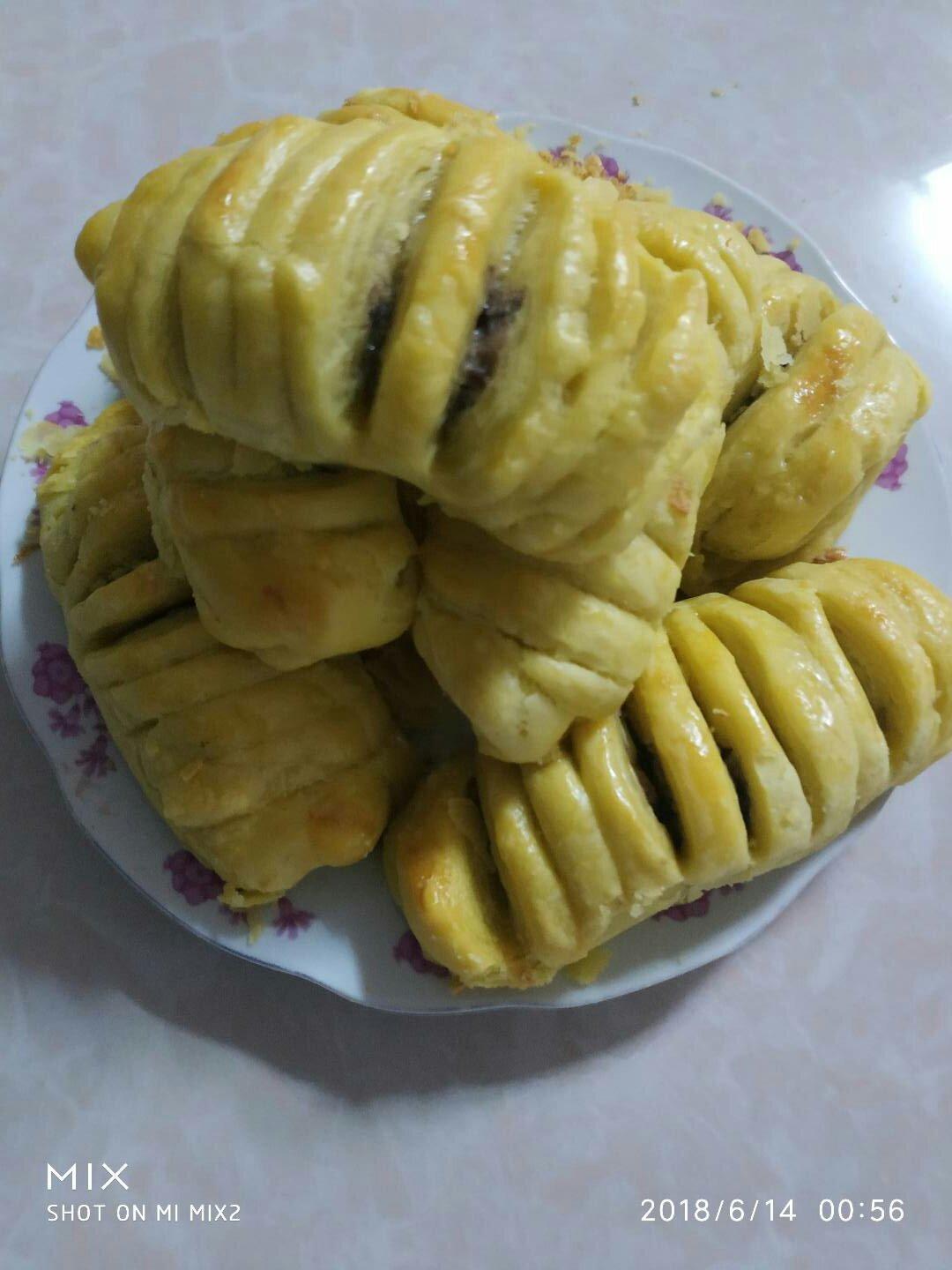 千层酥皮豆沙卷