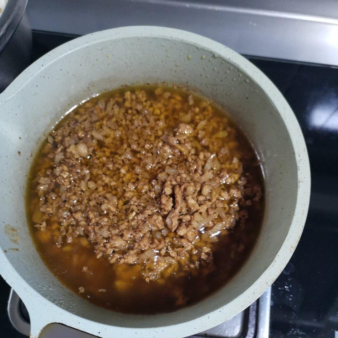 麻辣鲜香！在家就能打卡成都最好吃的早餐【素椒杂酱面】！