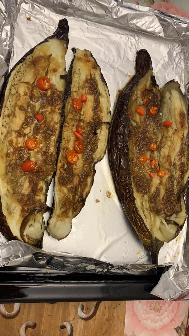 CC招牌菜销魂烤茄子，百吃不厌！