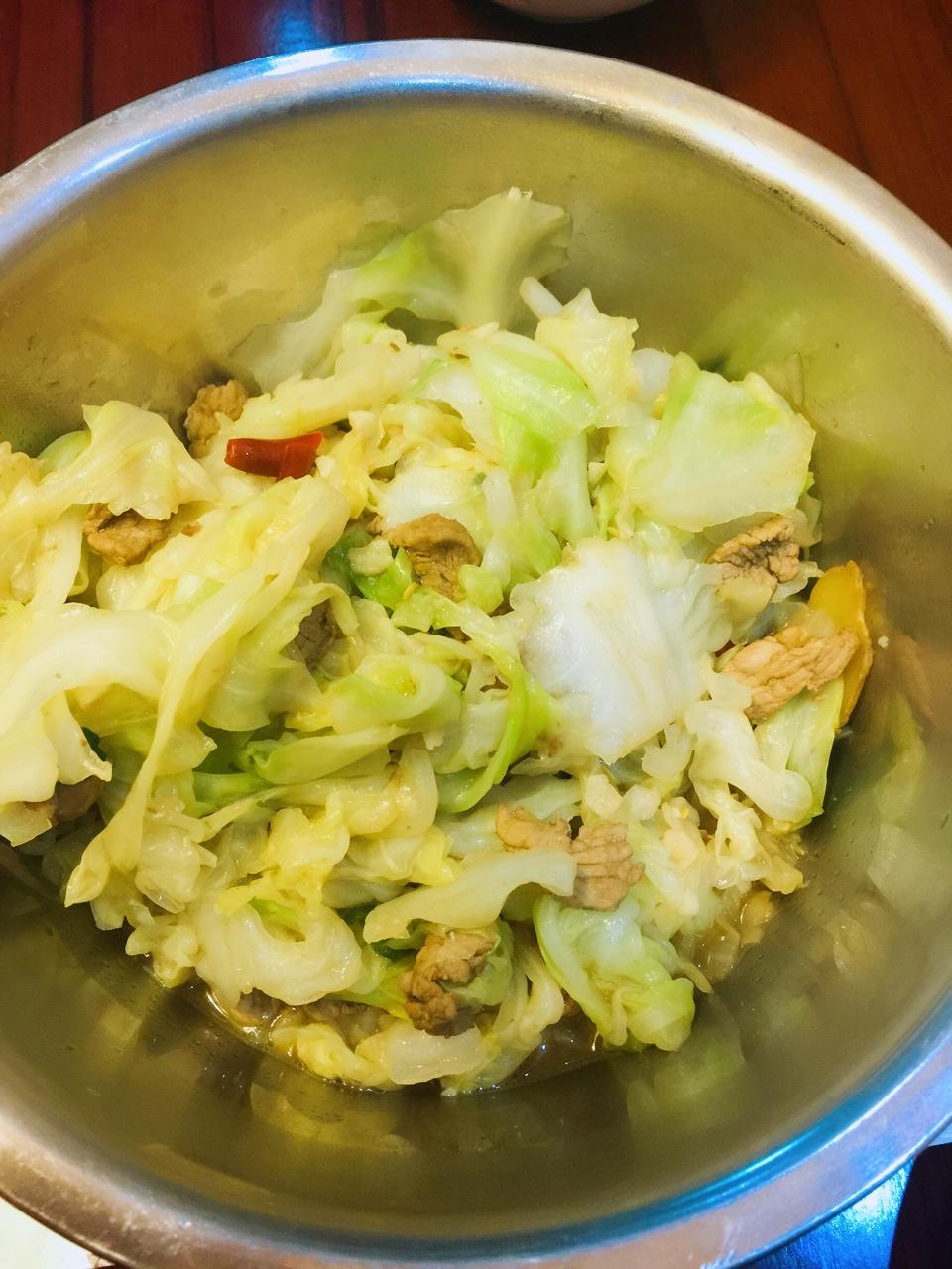 干锅手撕包菜