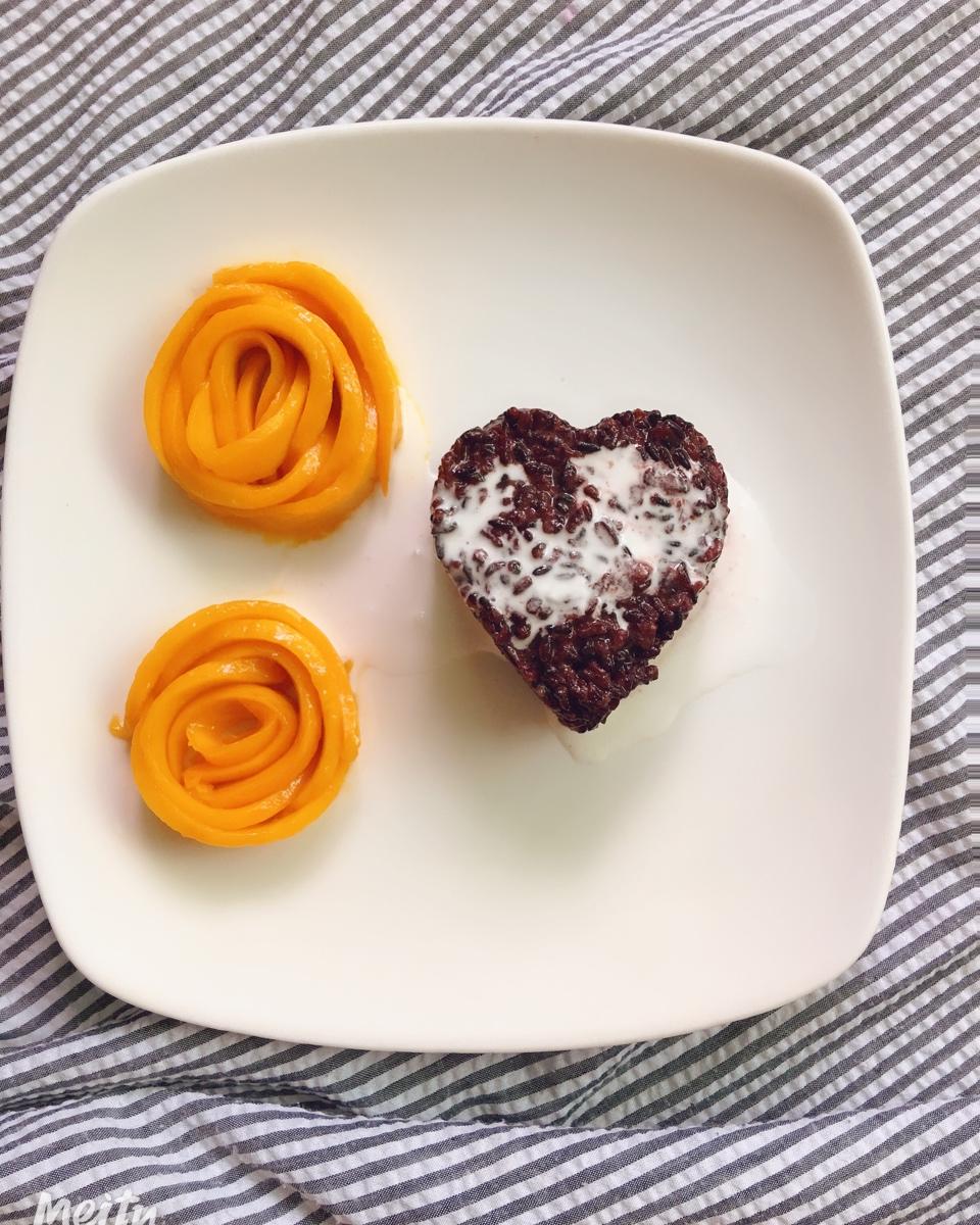 椰浆芒果糯米饭（附芒果玫瑰花做法）