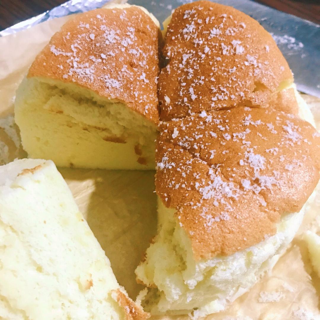 l有一条胖鱼做的椰浆蛋糕